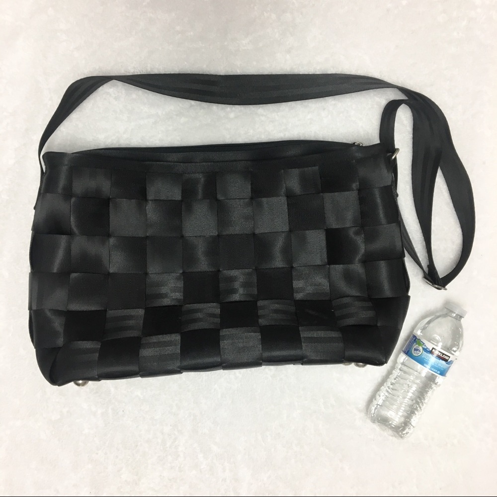Harvey’s Seatbelt Messenger Bag